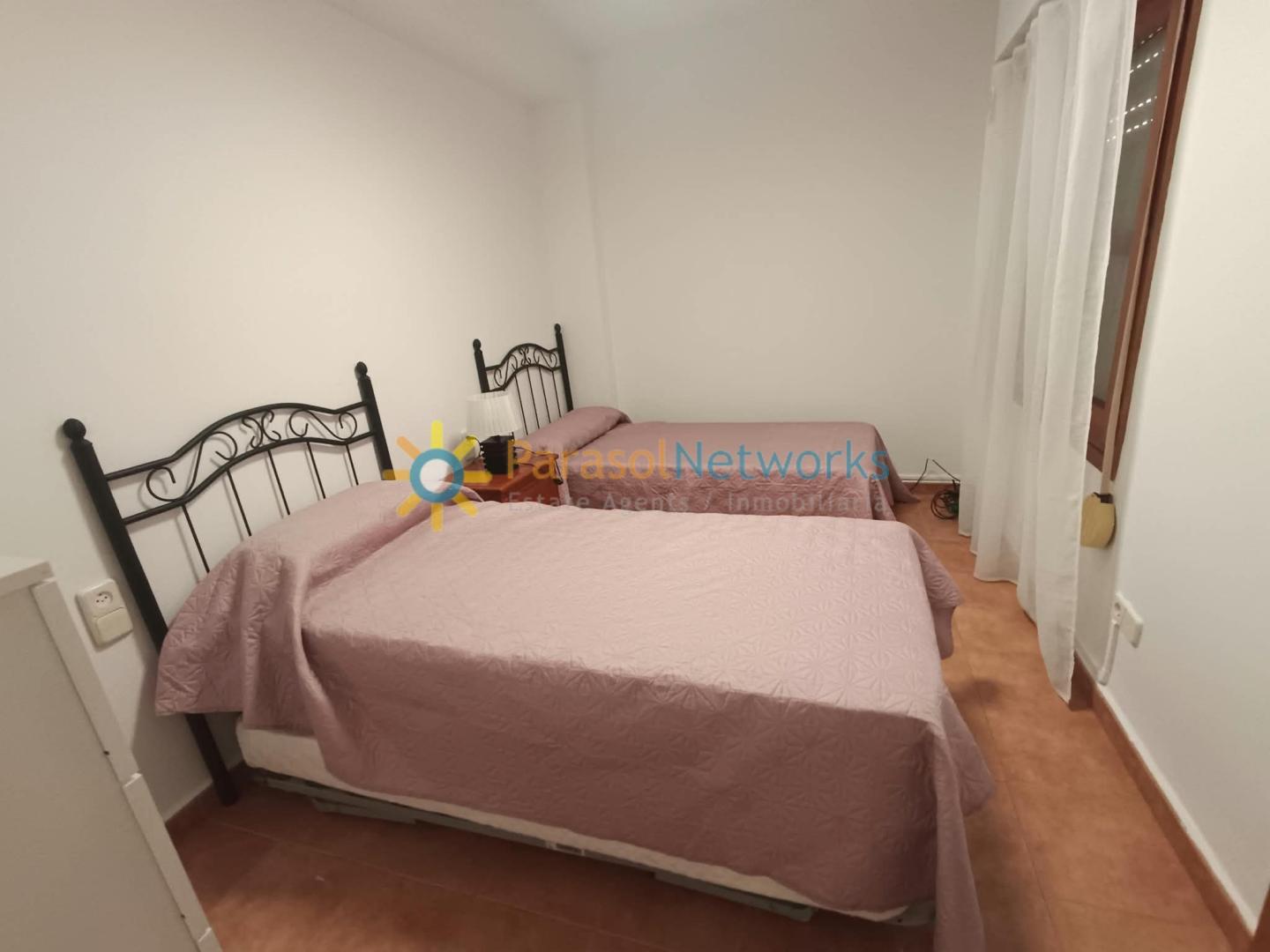 Apartment for Rent in Oliva