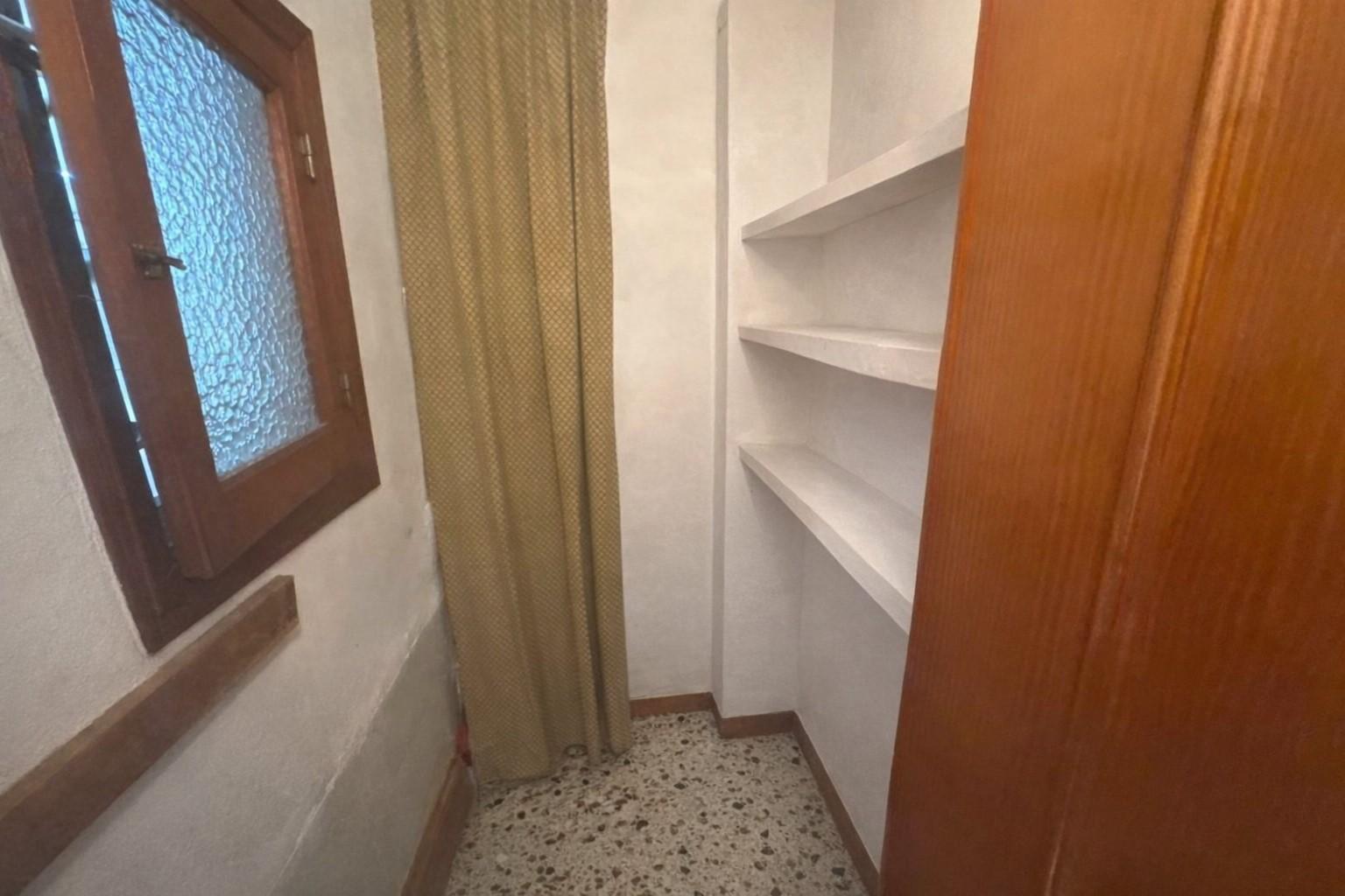 Chalet for Sale in Oliva