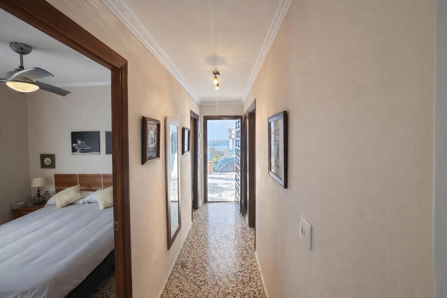 Chalet for Sale in Oliva