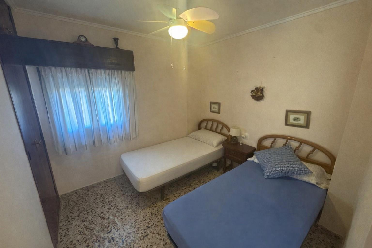 Chalet for Sale in Oliva