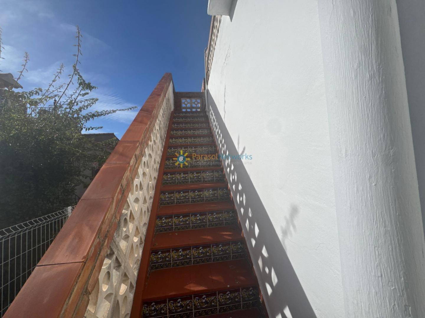 Chalet for Sale in Oliva