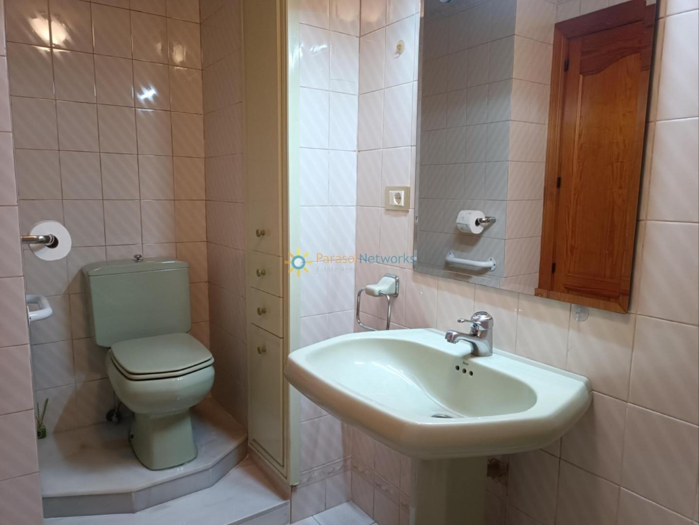 Semi-detached House for Sale in Oliva