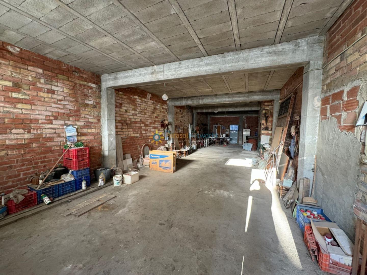 Garage for Sale in Rafelcofer