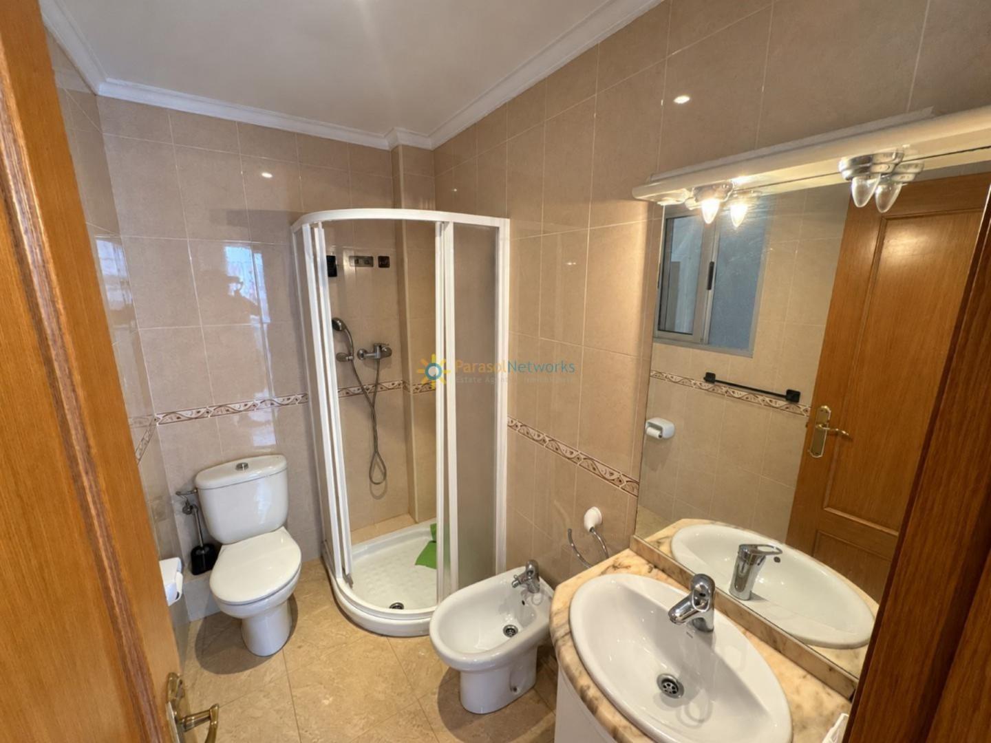 Semi-detached House for Sale in Oliva
