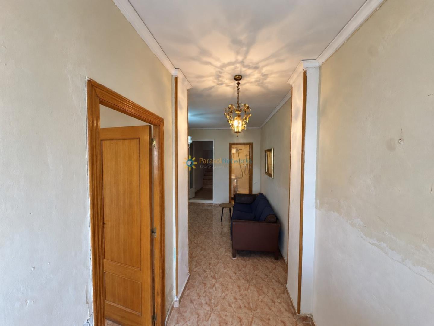 Semi-detached House for Sale in Oliva
