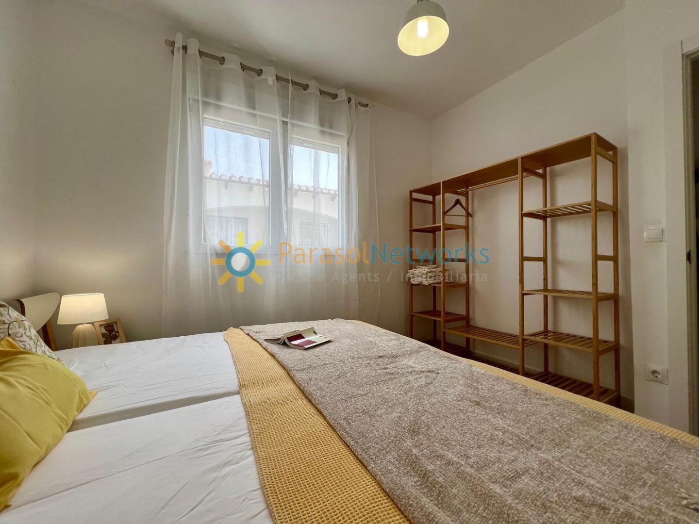 Apartment for Rent in Oliva