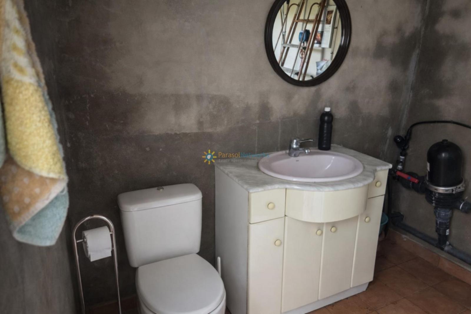Chalet for Sale in Alfauir