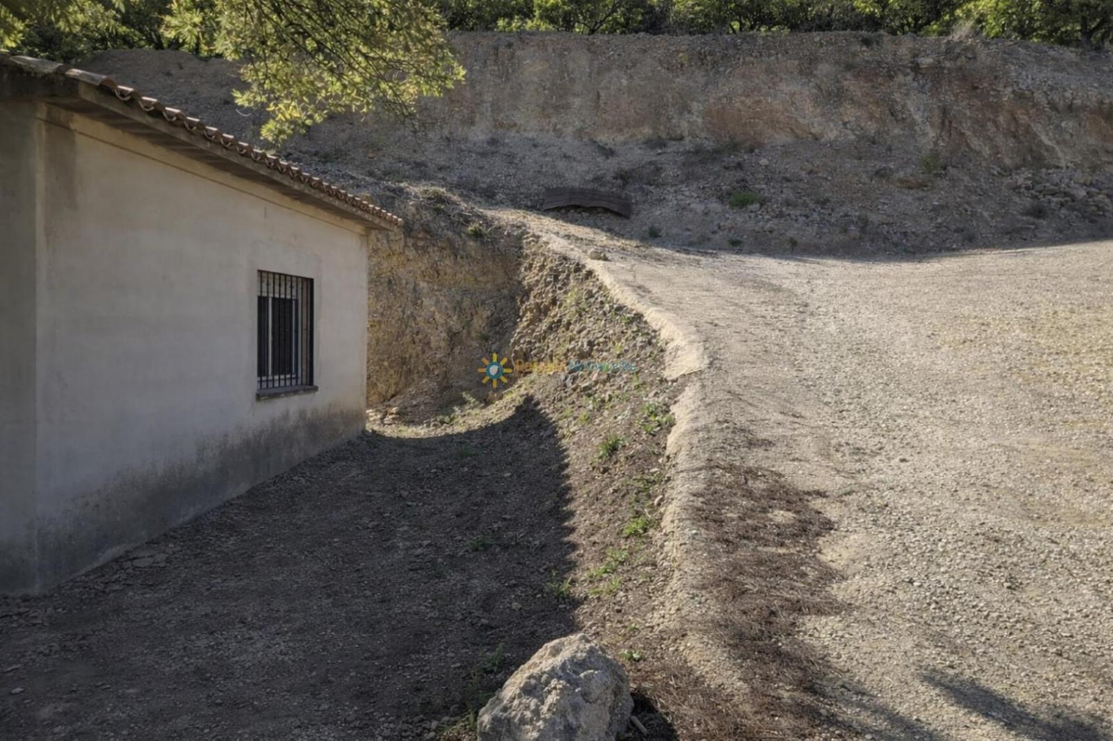 Chalet for Sale in Alfauir