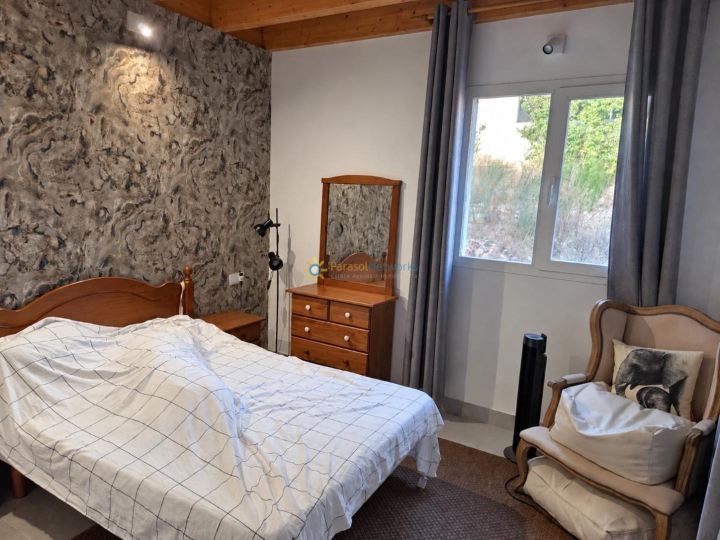 Chalet for Sale in Rótova