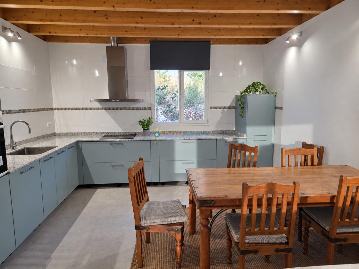 Chalet for Sale in Rótova