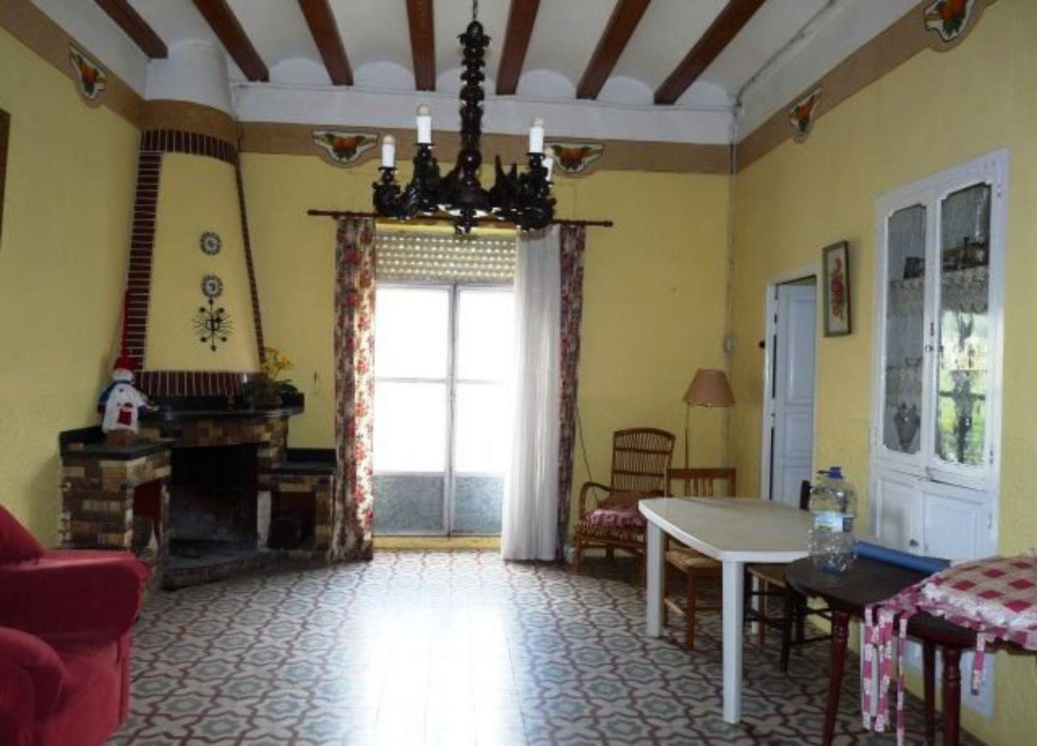 Villa en Venta en Benifairó de la Valldigna
