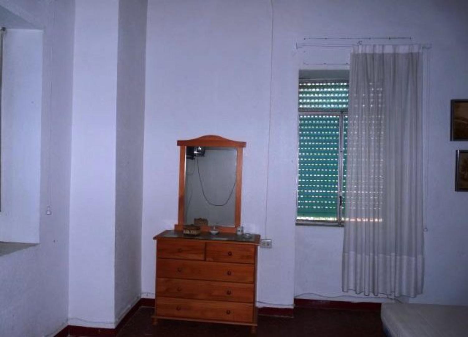 Villa en Venta en Benifairó de la Valldigna