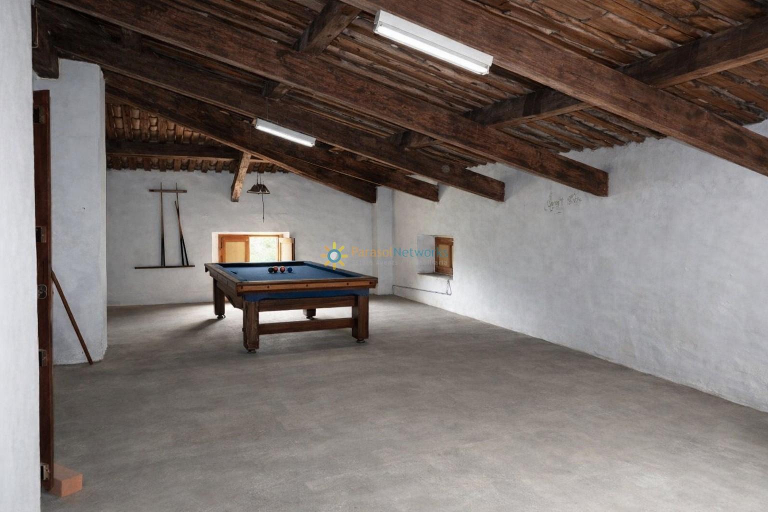 Villa en Venta en Benifairó de la Valldigna