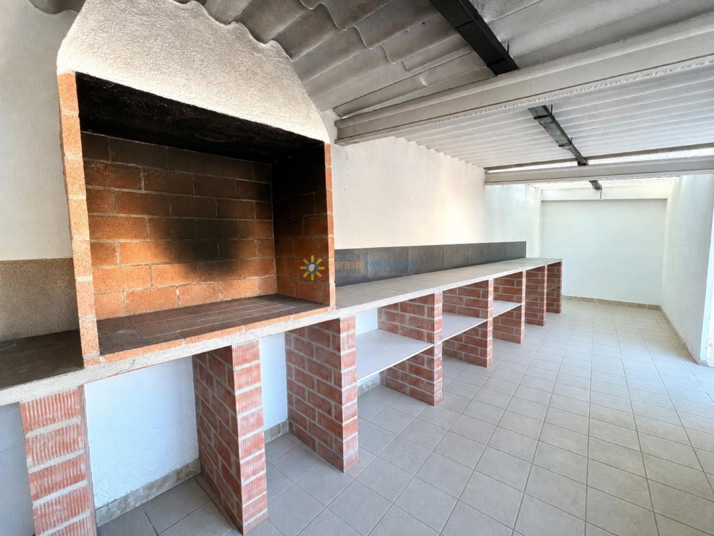 Villa for Sale in Olleria, l'