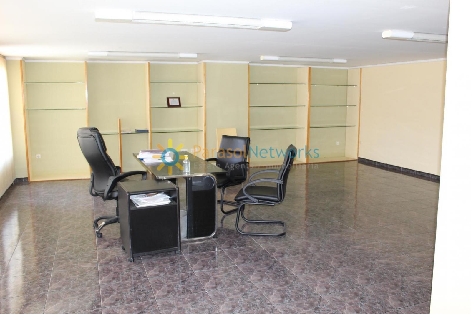 Oficina en Alquiler en Oliva