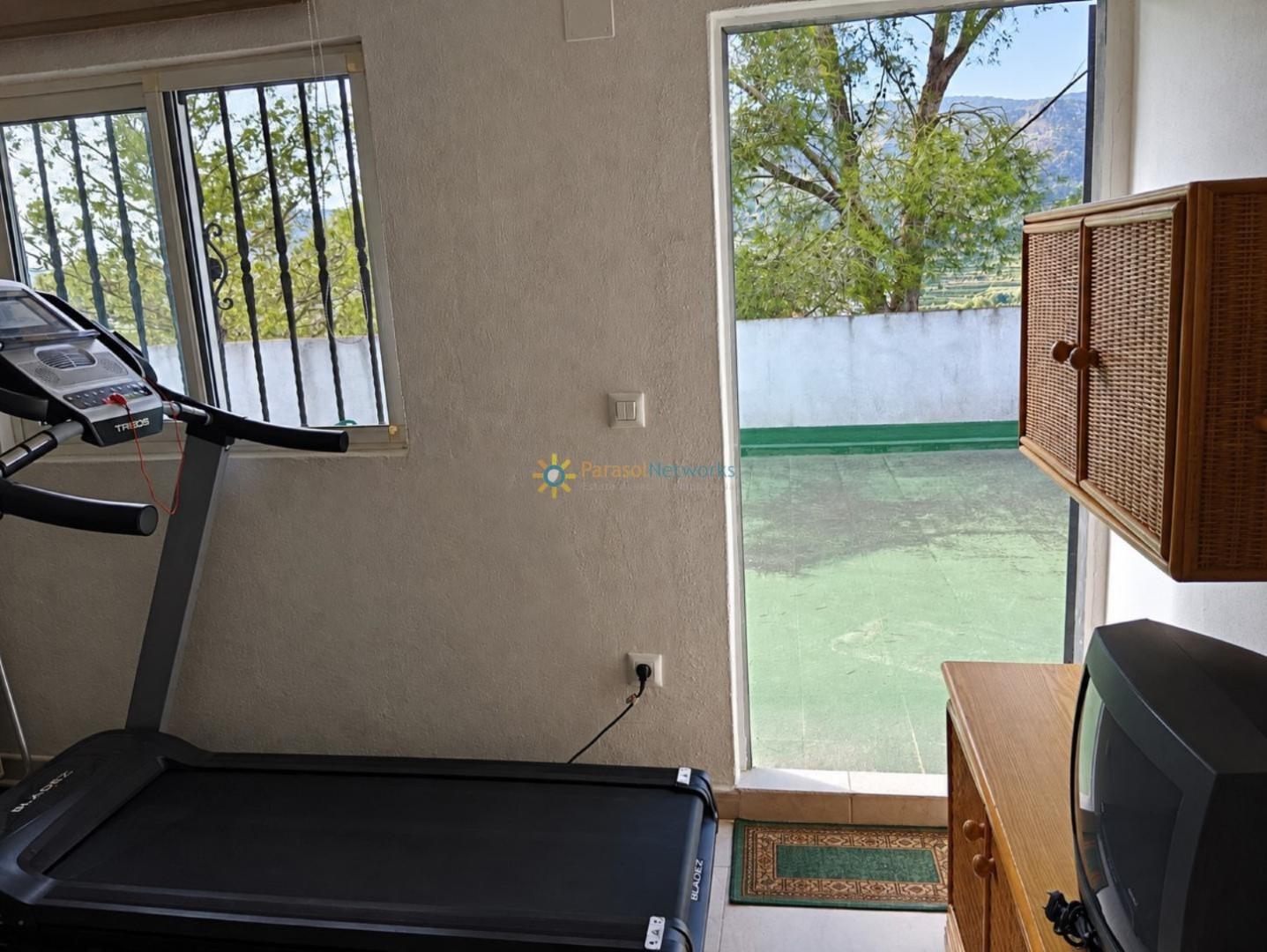 Chalet for Sale in Almiserà