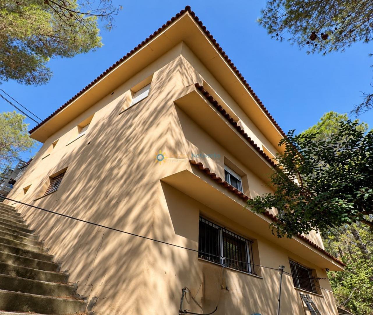 Chalet for Sale in Almiserà