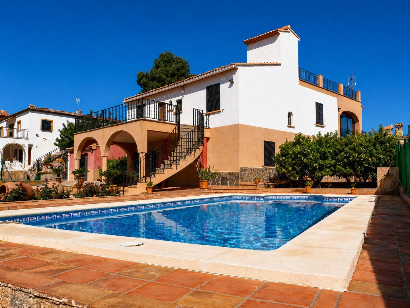 Villa en Venta en La Font d'En Carròs