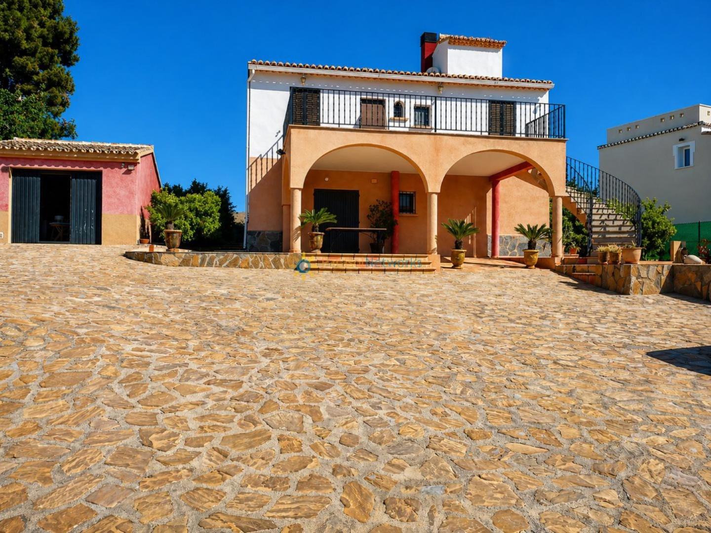 Villa en Venta en La Font d'En Carròs