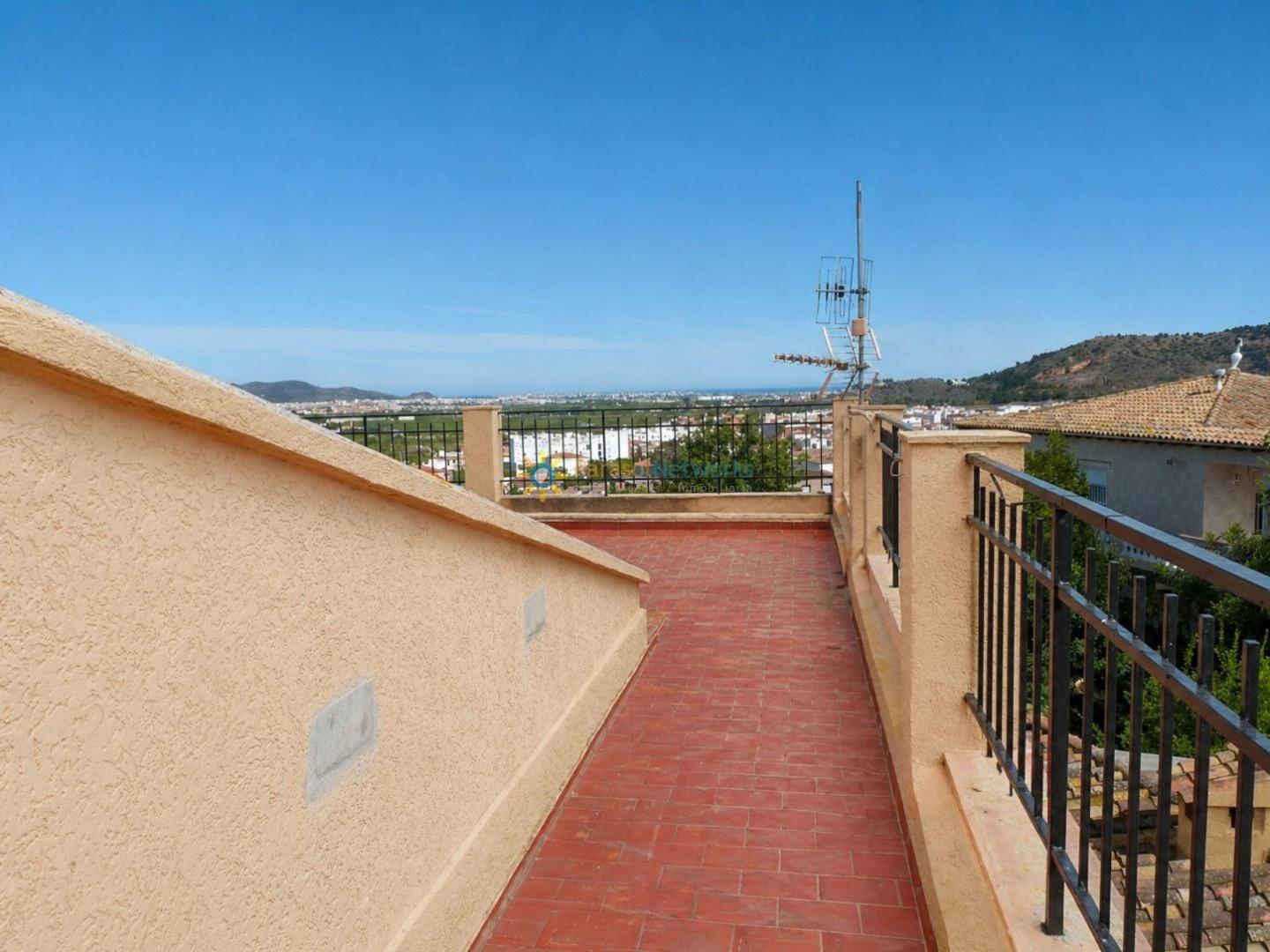 Villa en Venta en La Font d'En Carròs
