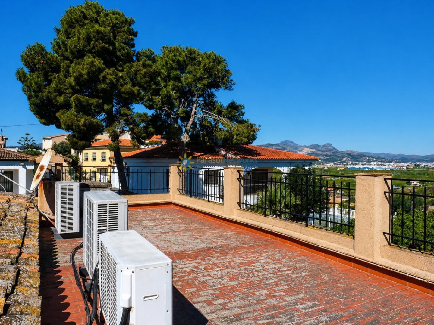 Villa en Venta en La Font d'En Carròs
