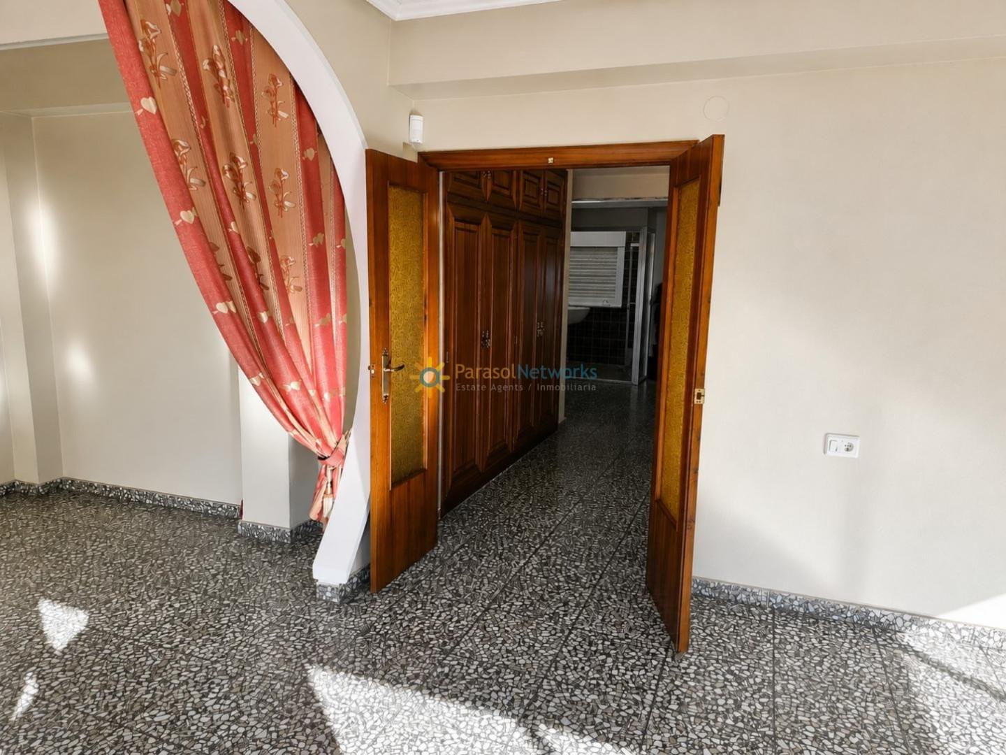 Apartment for Sale in Oliva