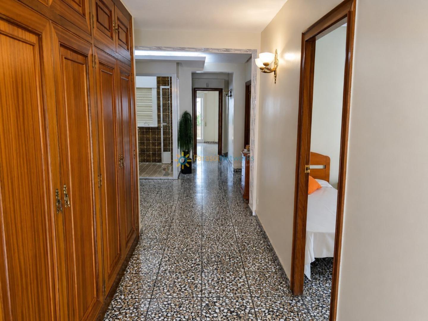 Apartment for Sale in Oliva