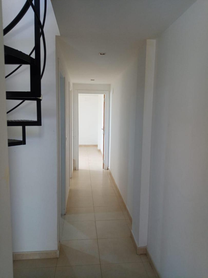 Duplex for Rent in Villalonga