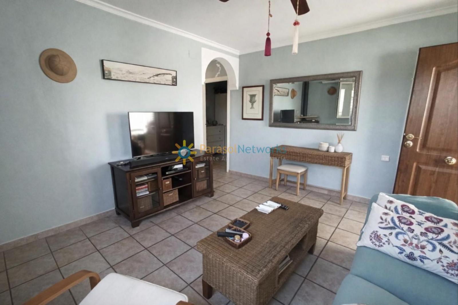 Villa for Sale in Oliva
