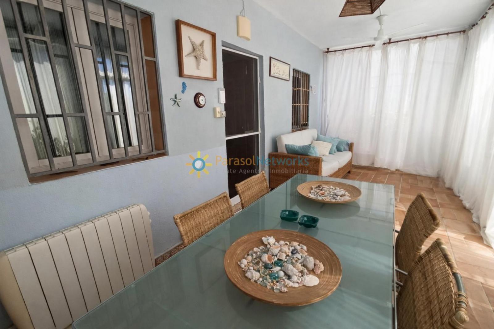 Villa for Sale in Oliva