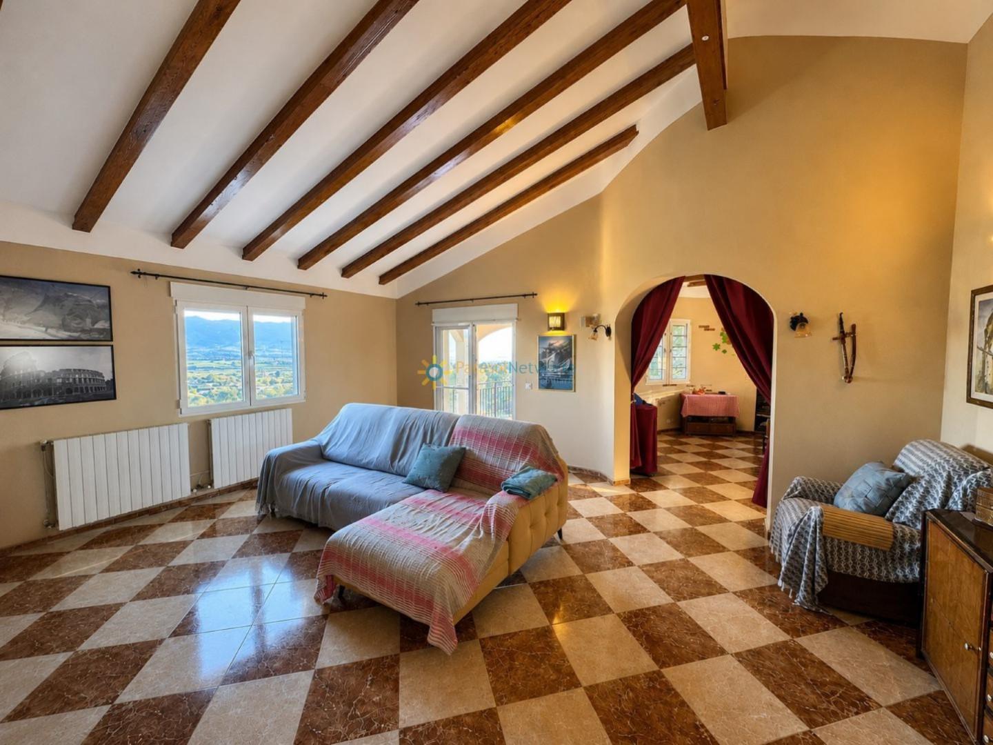 Villa for Sale in Benigánim