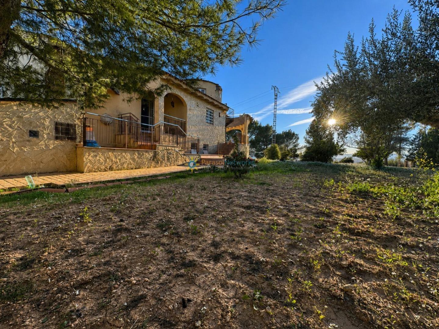 Villa for Sale in Benigánim