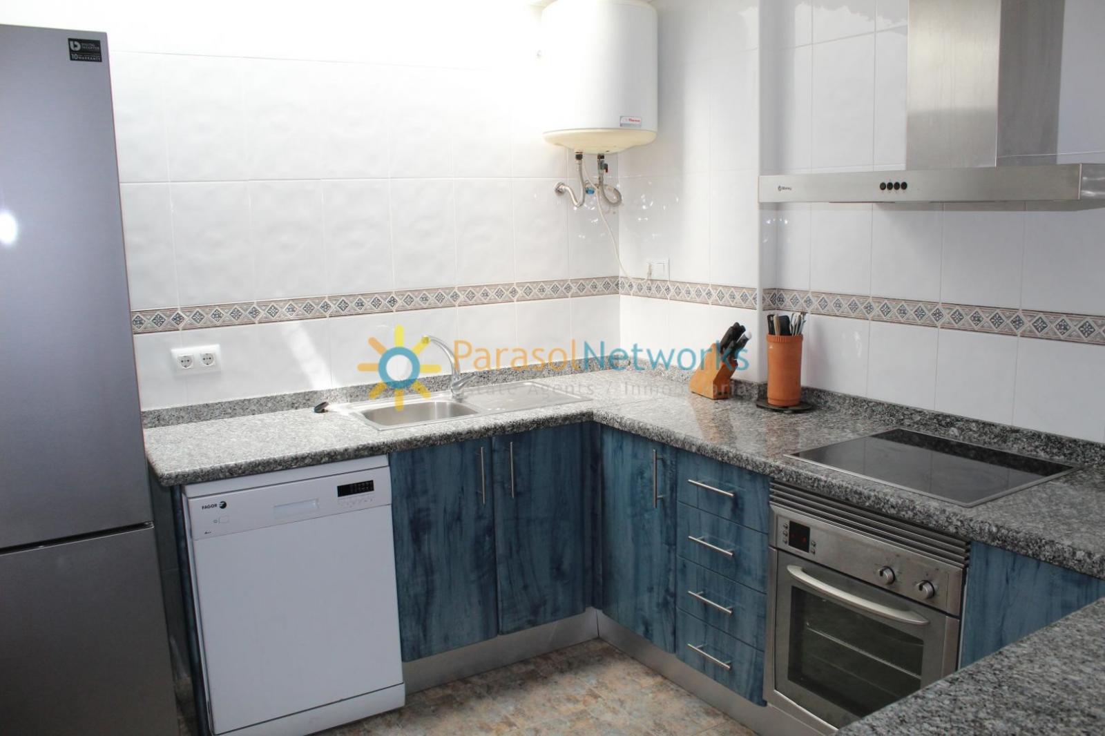 Chalet for Rent in Oliva