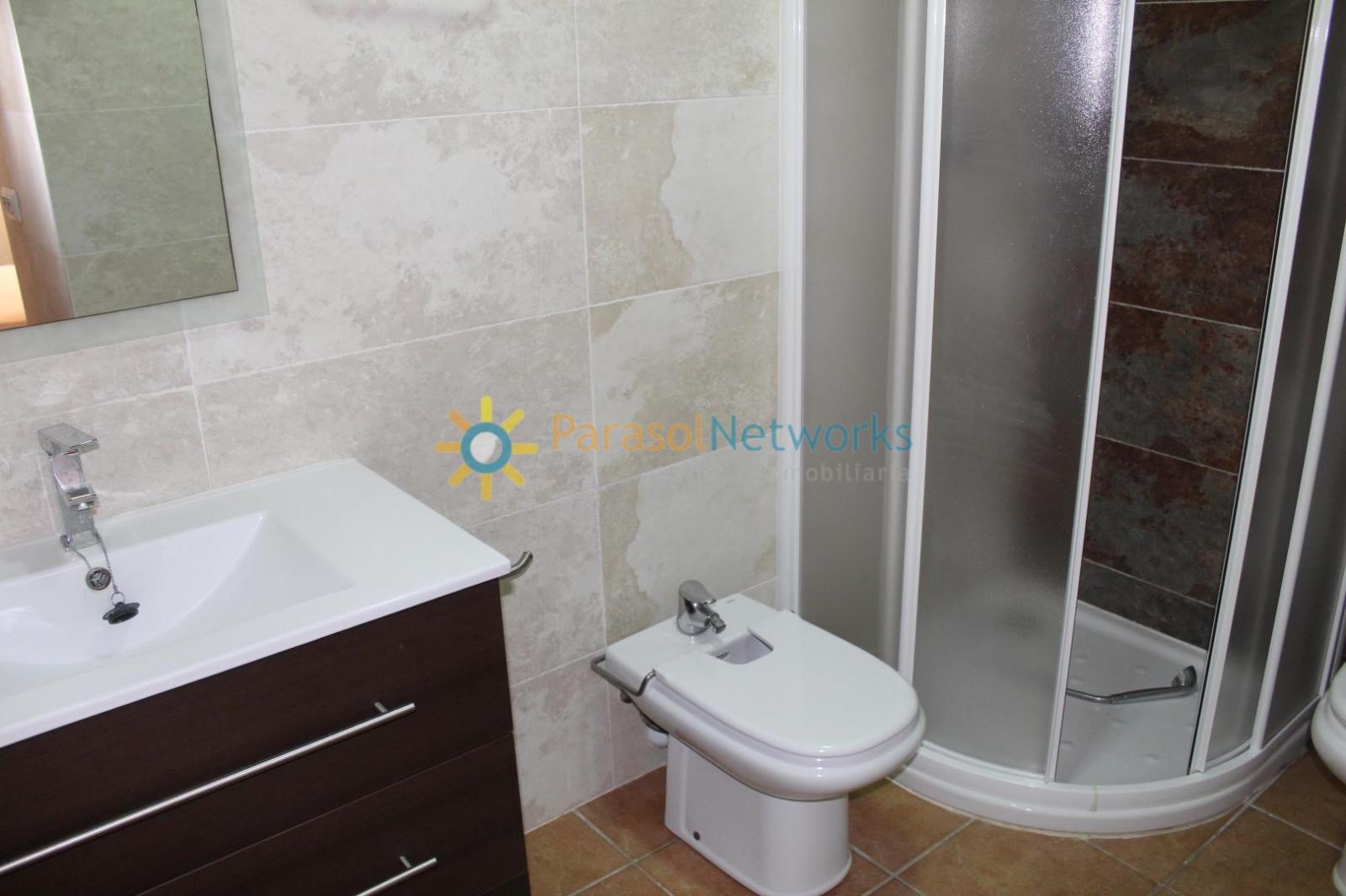 Chalet for Rent in Oliva
