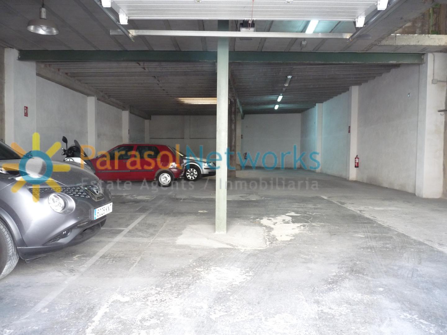 Garage for Sale in Rafelcofer