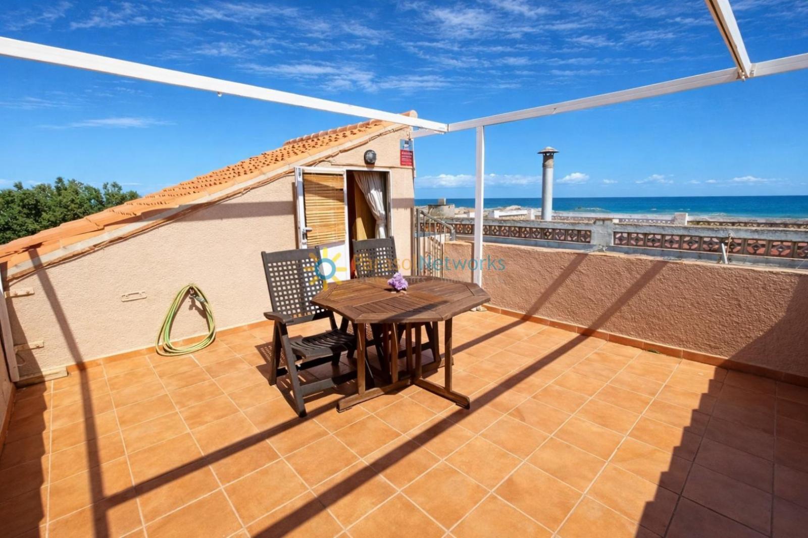Villa for Sale in Oliva