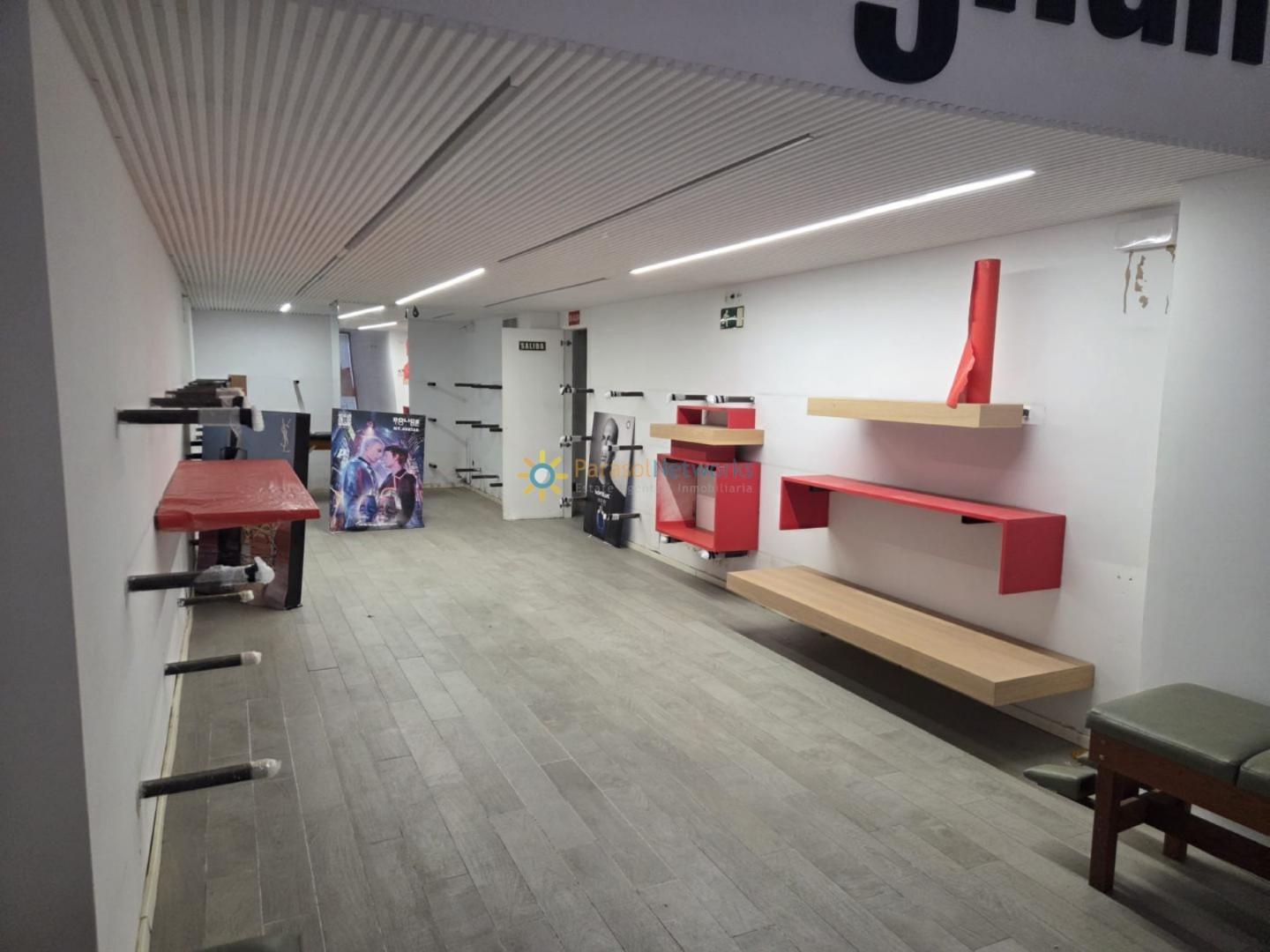Building for Sale in Gandia