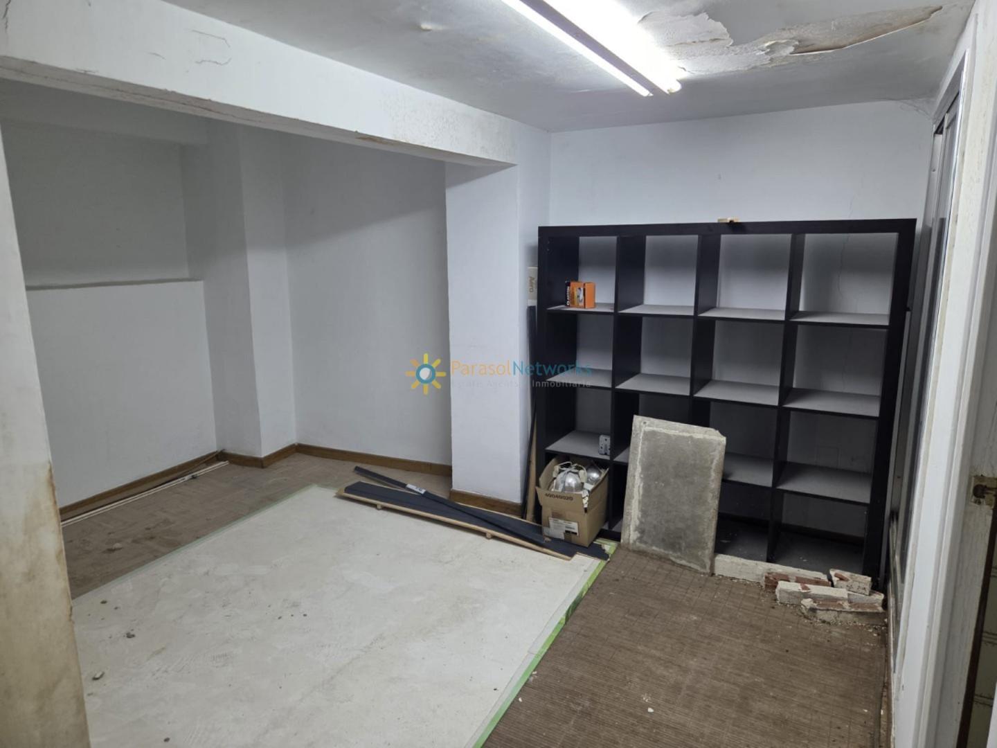 Building for Sale in Gandia