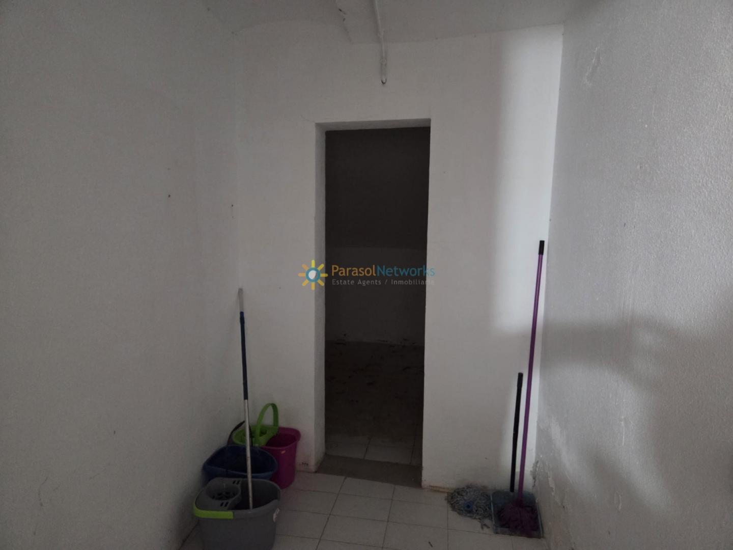 Building for Sale in Gandia