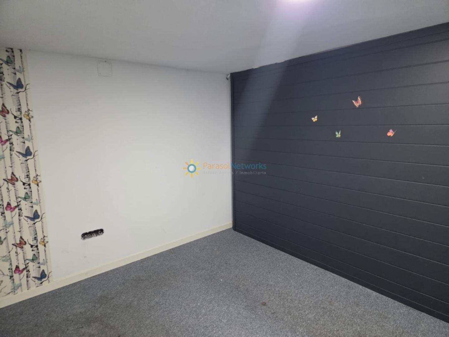 Building for Sale in Gandia