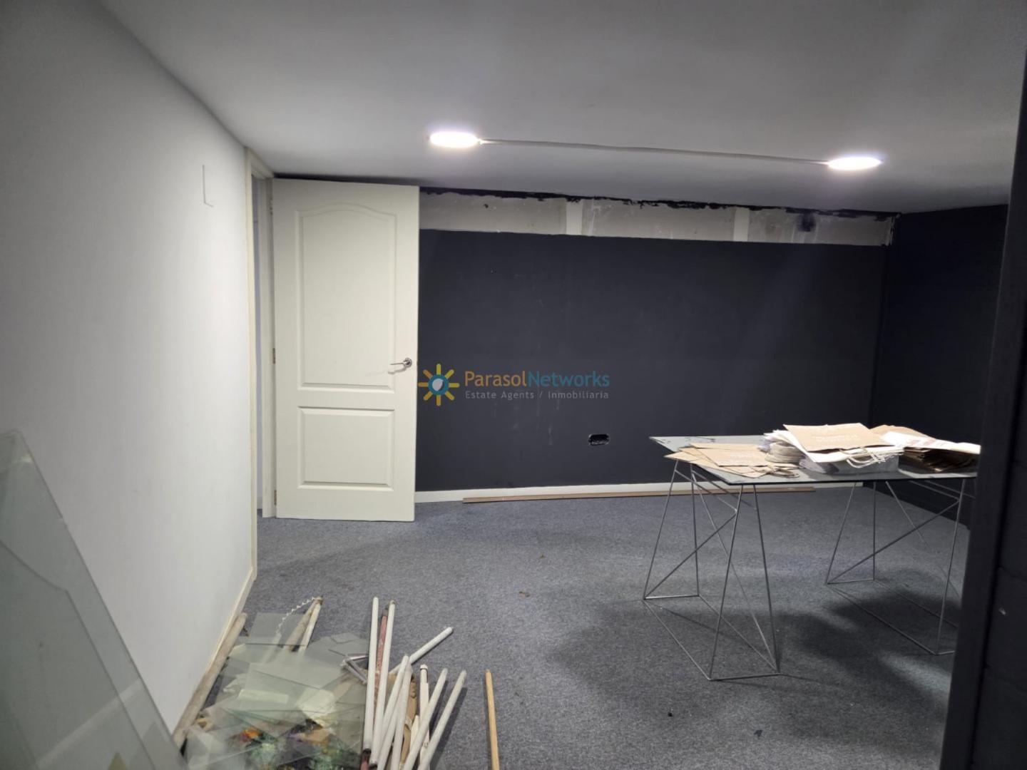 Building for Sale in Gandia