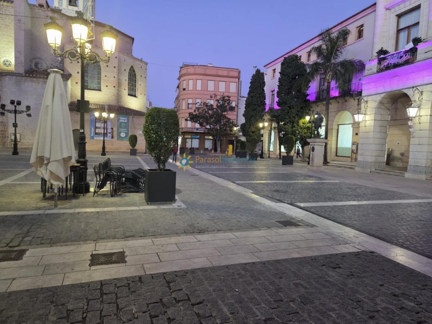 Building for Sale in Gandia