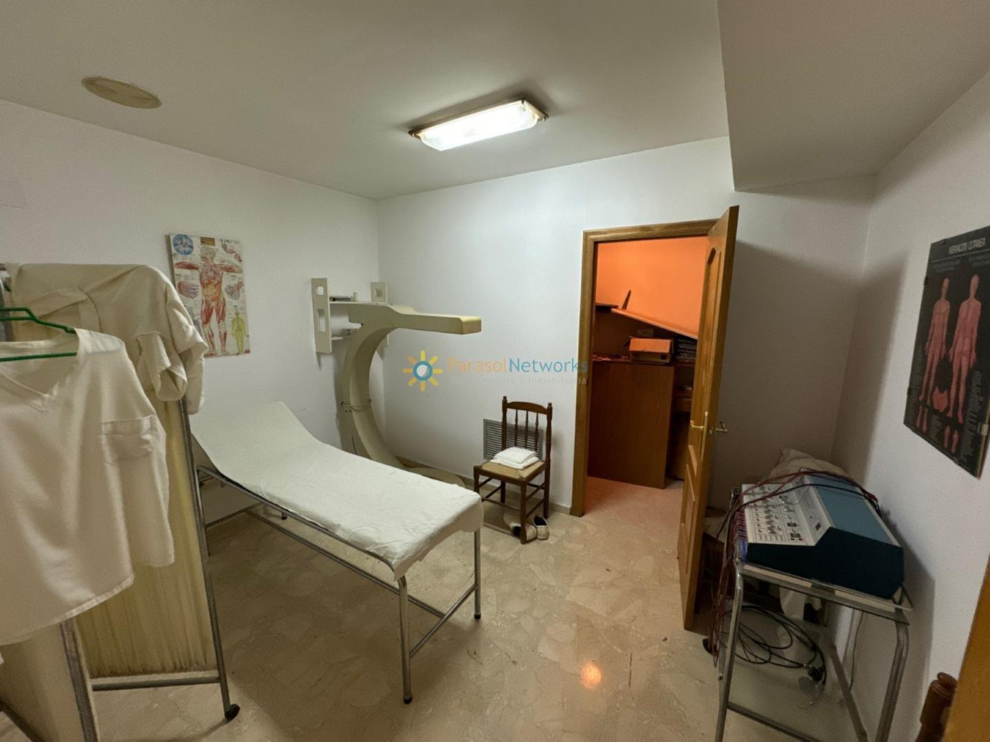 Oficina en Venta en Oliva