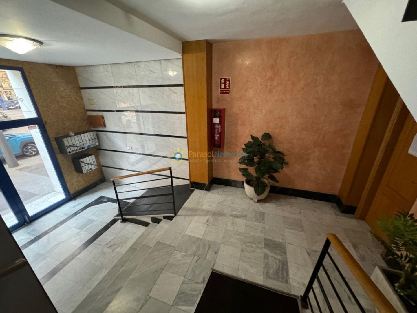 Oficina en Venta en Oliva