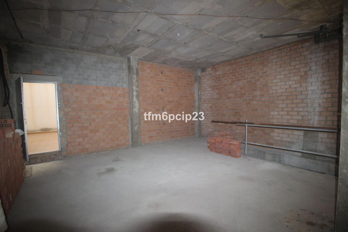 Premise for Sale in Estepona