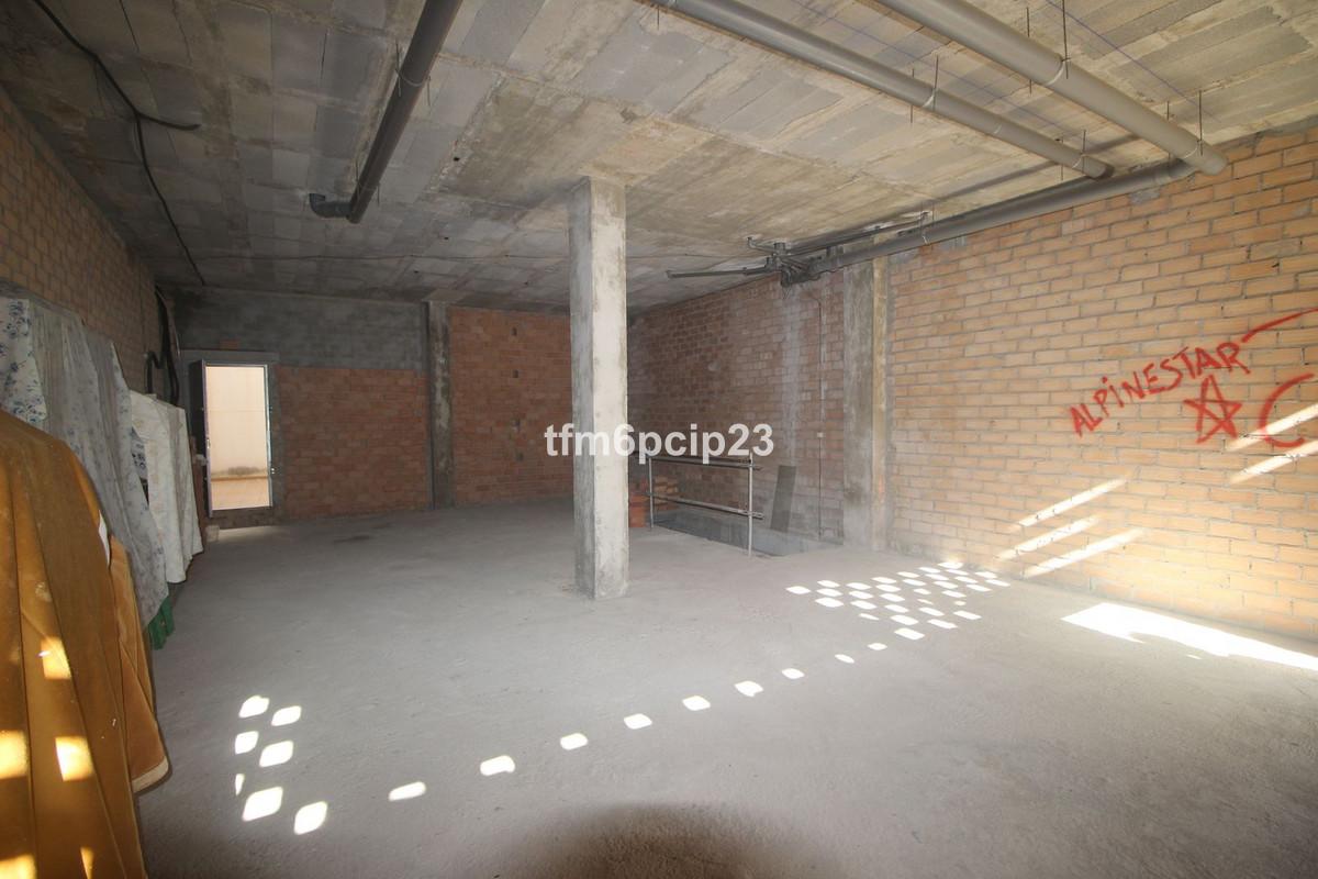 Premise for Sale in Estepona