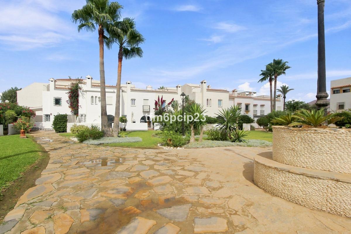 Semi-detached House for Sale in Casares