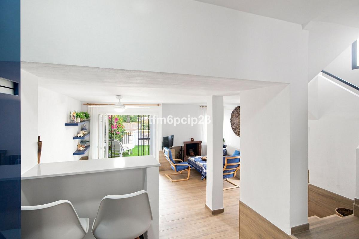 Semi-detached House for Sale in Casares