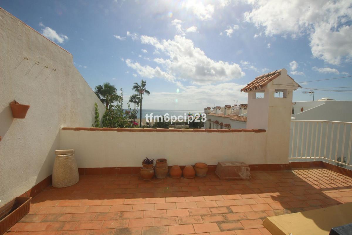 Semi-detached House for Sale in Casares