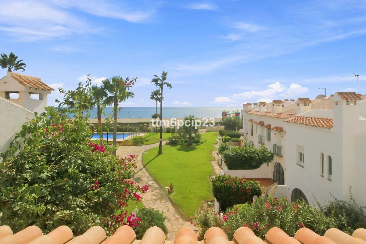 Semi-detached House for Sale in Casares